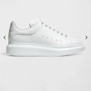 Alexander McQueen “Pelle” Oversized White Women’s Sneaker